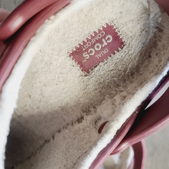 Crocs Classic Sherpa Lined Burgundy Red Perforated Slide on Clog size 6 - Picture 8 of 11